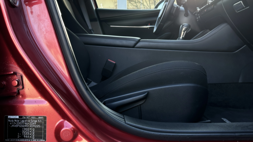 MAZDA 3 3 2.0 mHEV Exclusive Line aut