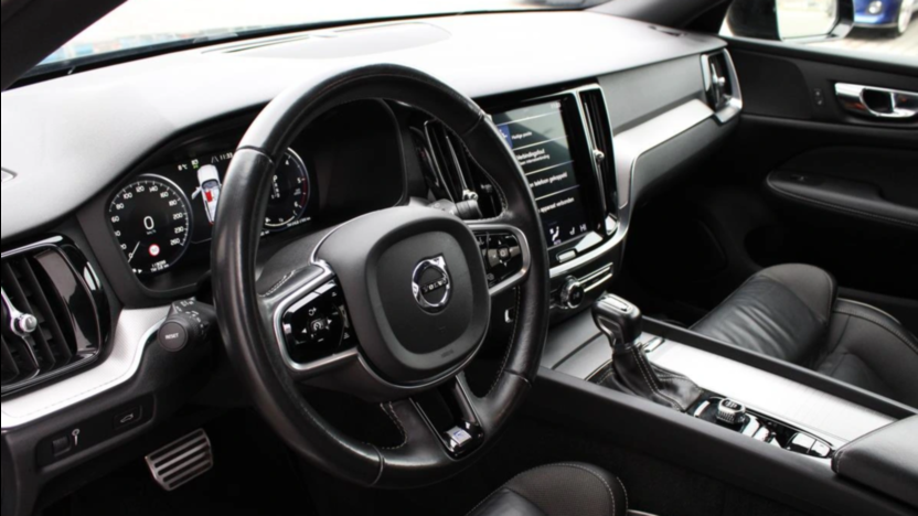 VOLVO V60 V60 D3 R-Design