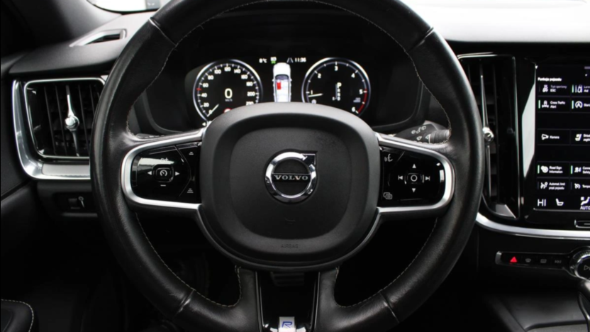 VOLVO V60 V60 D3 R-Design