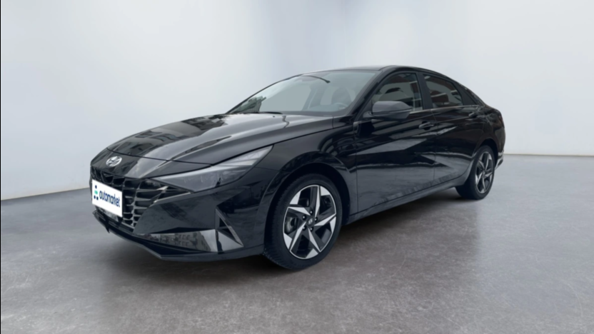HYUNDAI Elantra Elantra 1.6 Executive CVT