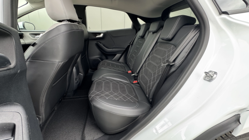 FORD Puma Puma Premium 43.6 kWh Nowy