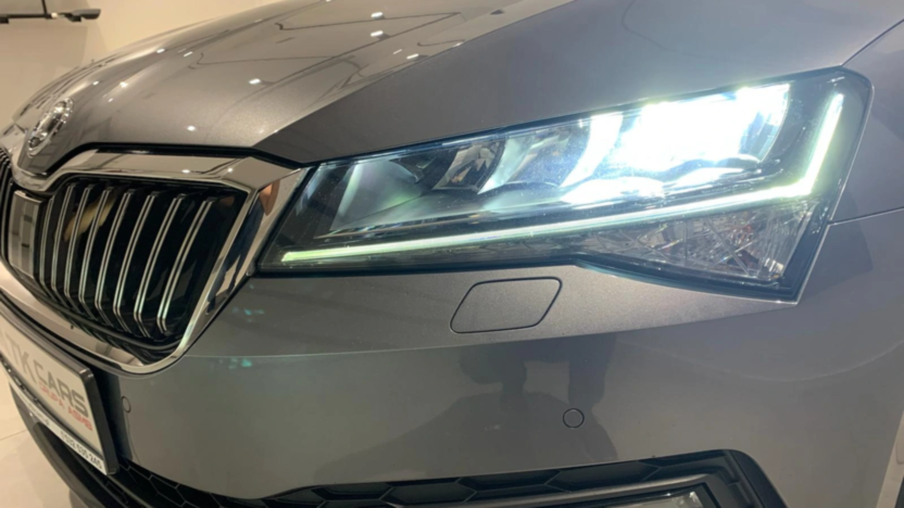 SKODA Superb Superb 1.5 TSI Ambition DSG