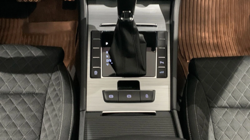SKODA Superb Superb 1.5 TSI Ambition DSG