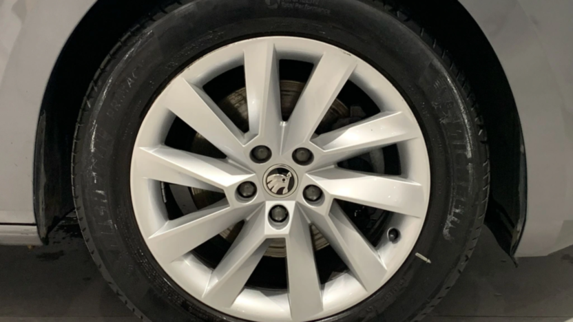 SKODA Superb Superb 1.5 TSI Ambition DSG