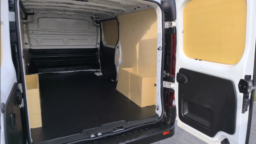 RENAULT Trafic Trafic 2.0 dCi L2H1 HD Pack Clim