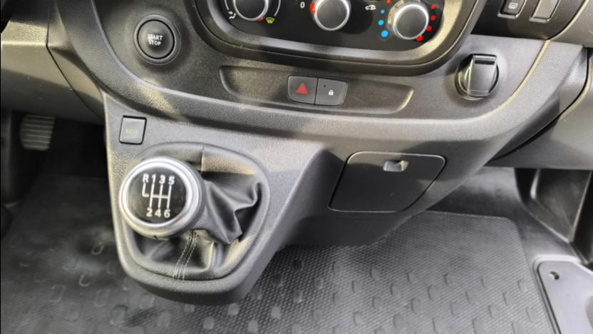 RENAULT Trafic Trafic 2.0 dCi L2H1 HD Pack Clim
