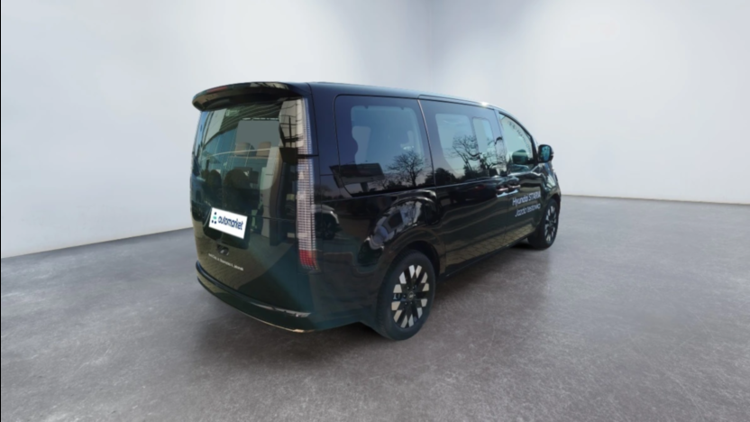 HYUNDAI Staria Staria 1.6 T-GDI HEV Luxury aut