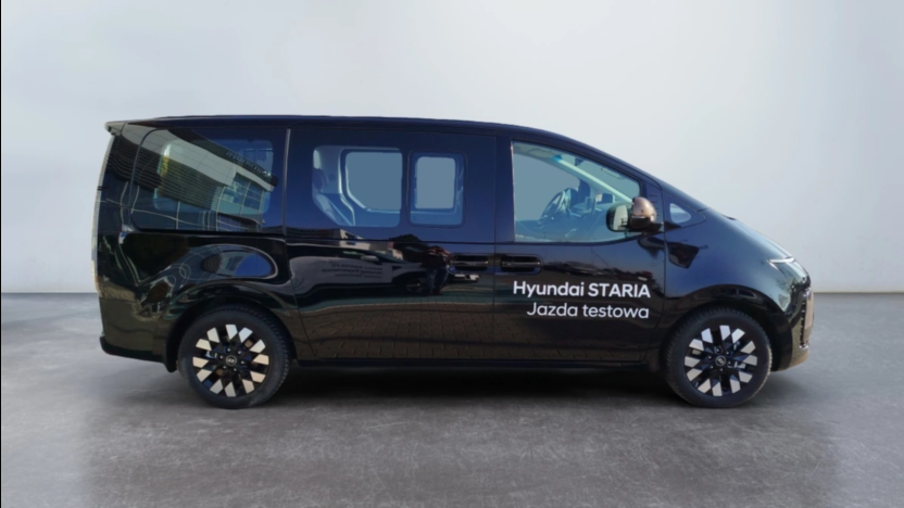 HYUNDAI Staria Staria 1.6 T-GDI HEV Luxury aut