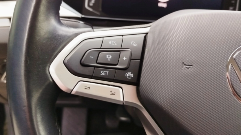 VOLKSWAGEN Arteon Arteon 1.5 TSI Essence