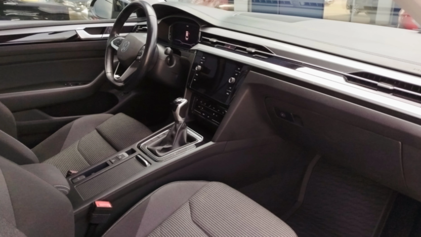 VOLKSWAGEN Arteon Arteon 1.5 TSI Essence