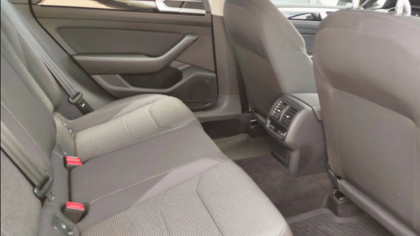 VOLKSWAGEN Arteon Arteon 1.5 TSI Essence
