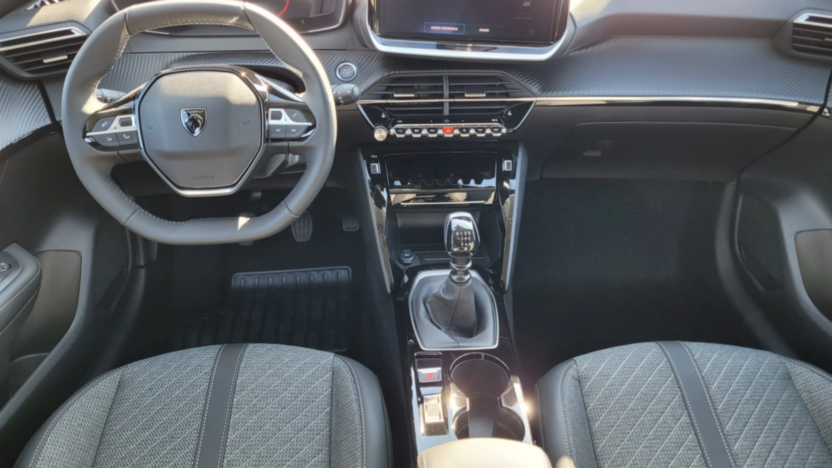 PEUGEOT 208 208 1.2 PureTech Allure S&S Nowy