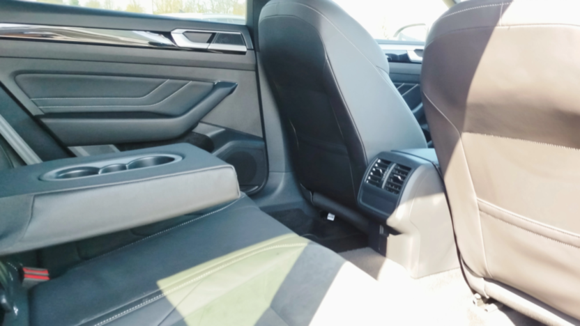 VOLKSWAGEN Arteon Arteon 2.0 TDI 4Motion R-Line DSG