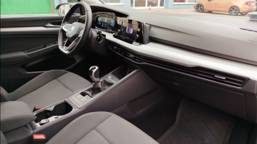 VOLKSWAGEN Golf Golf VIII 1.0 TSI