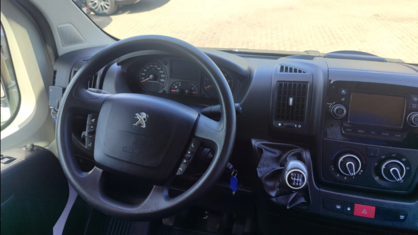 PEUGEOT Boxer Boxer 335 BlueHDi L3H3