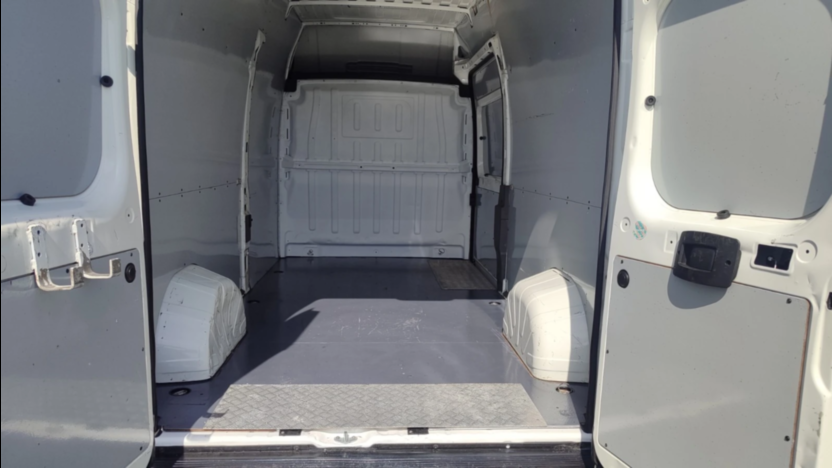 PEUGEOT Boxer Boxer 335 BlueHDi L3H3