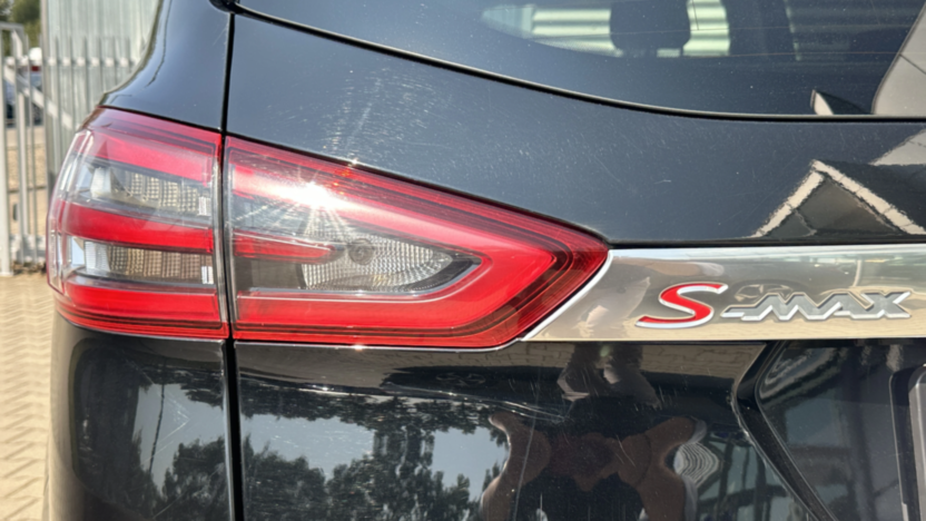 FORD S-MAX S-MAX 2.0 TDCi Titanium PowerShift