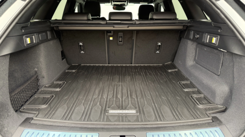 LAND ROVER Range Rover Velar Velar 2.0 D200 mHEV Dynamic SE