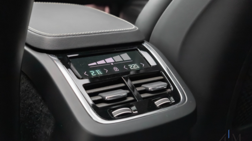 VOLVO XC90 XC90 B5 D AWD Ultimate Dark 7os aut