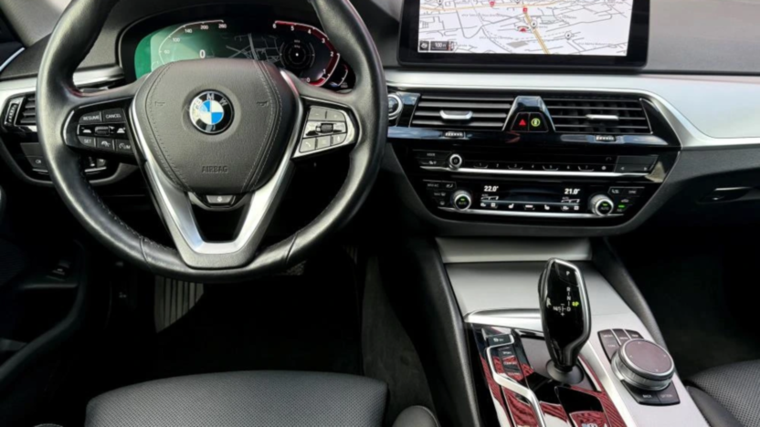 BMW Seria 5 520d xDrive mHEV Business Edition aut