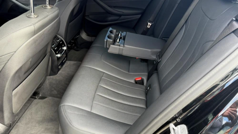 BMW Seria 5 520d xDrive mHEV Business Edition aut