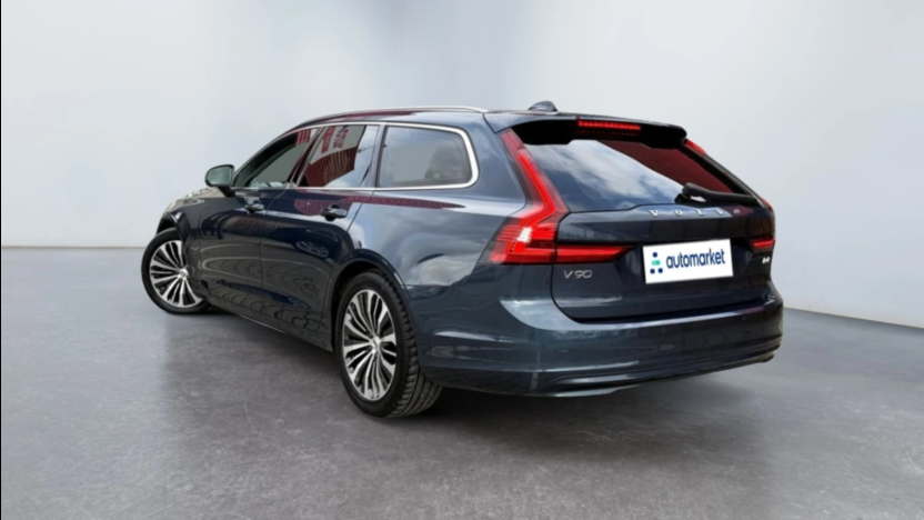VOLVO V90 V90 D3 Momentum aut