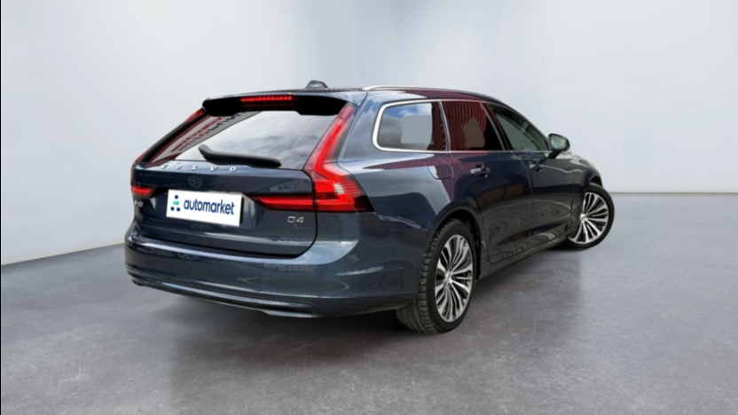 VOLVO V90 V90 D3 Momentum aut