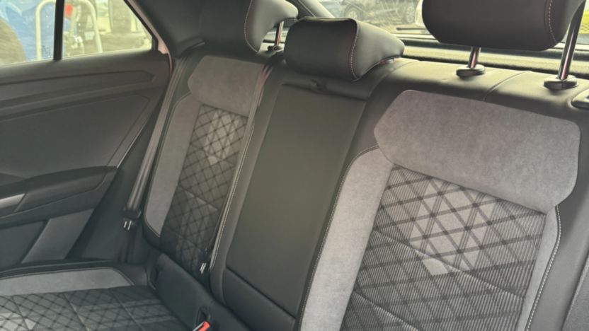 VOLKSWAGEN T-ROC T-ROC 1.5 TSI R-Line DSG