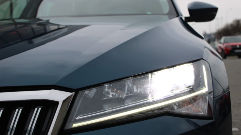 SKODA Superb Superb 2.0 TDI SCR Ambition DSG