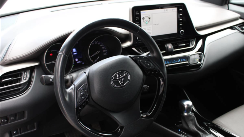 TOYOTA C-HR C-HR 2.0 Hybrid Executive