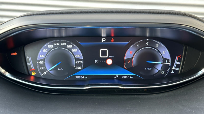 PEUGEOT 3008 3008 1.2 PureTech Allure S&S EAT6