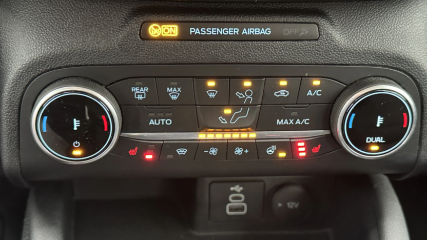 FORD Kuga Kuga 1.5 EcoBoost FWD Titanium