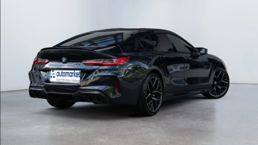 BMW Seria 8 M8 Competition