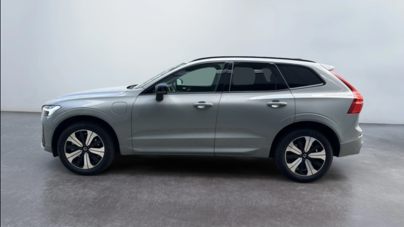 VOLVO XC60 XC60 T6 Plug-In Hybrid AWD Plus Dark aut
