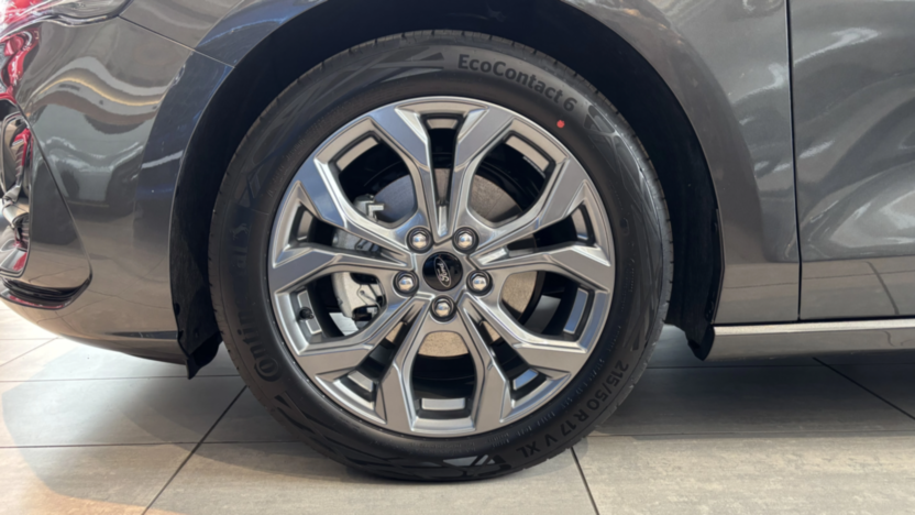 FORD Focus Focus 1.0 EcoBoost mHEV ST-Line X aut Nowy
