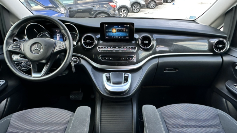 MERCEDES-BENZ V Klasa V 300 d 4-Matic 9G-Tronic (ekstra dł)