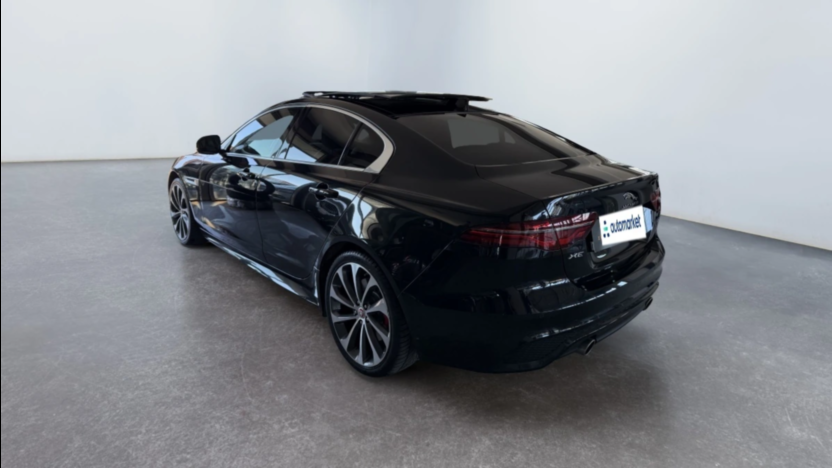 JAGUAR XE XE 2.0 P300 AWD R-Dynamic HSE aut
