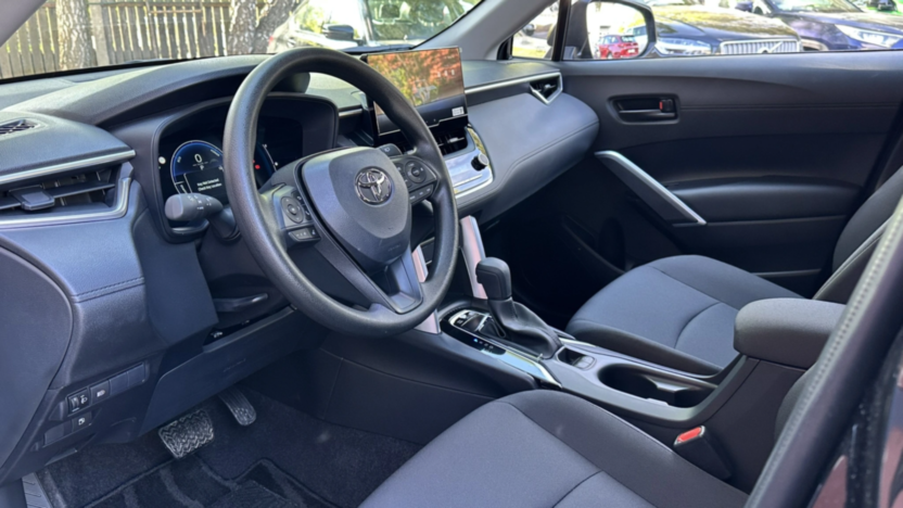 TOYOTA Corolla Cross Corolla Cross 2.0 Hybrid Comfort