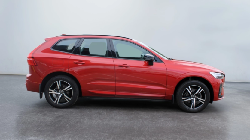 VOLVO XC60 XC60 B5 B AWD Plus Dark aut