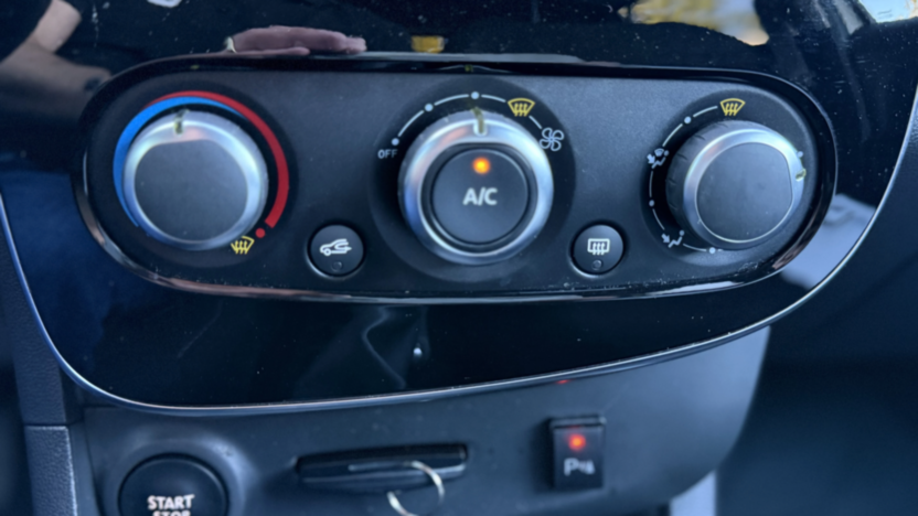 RENAULT Clio Clio 0.9 Energy TCe Limited 2018