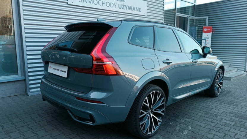 VOLVO XC60 XC60 B5 D AWD R-Design aut