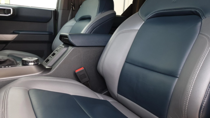 FORD Bronco Bronco 2.7 EcoBoost 4WD Outer Banks