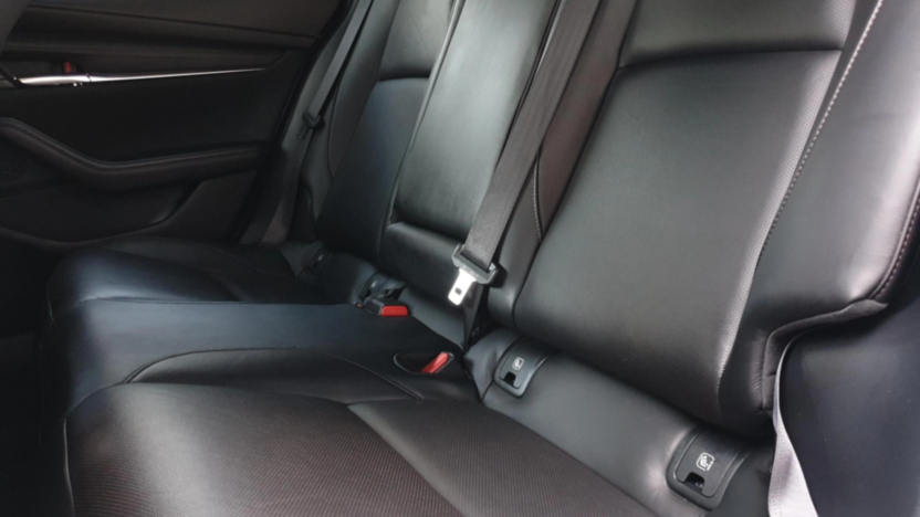 MAZDA 3 3 2.0 mHEV Hikari aut