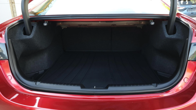 MAZDA 6 6 2.0 Center-Line aut