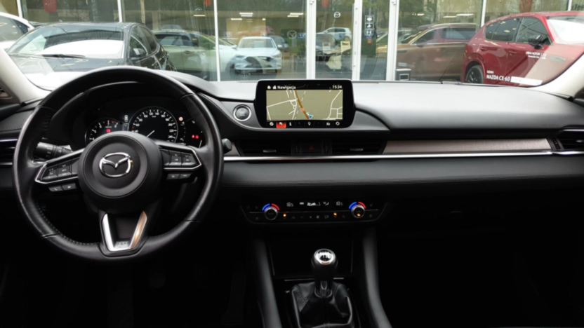 MAZDA 6 6 2.0 Exclusive-Line