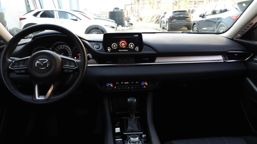 MAZDA 6 6 2.0 Center-Line aut