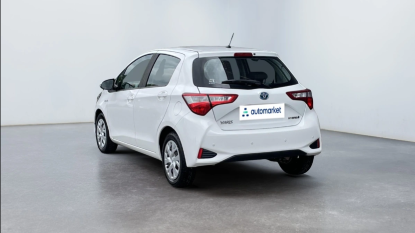 TOYOTA Yaris Yaris Hybrid 100 Premium