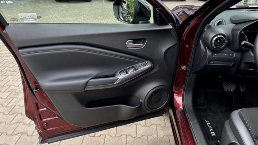 NISSAN Juke Juke 1.6 Hybrid N-Connecta AMT