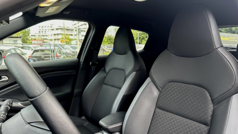 NISSAN Juke Juke 1.6 Hybrid N-Connecta AMT