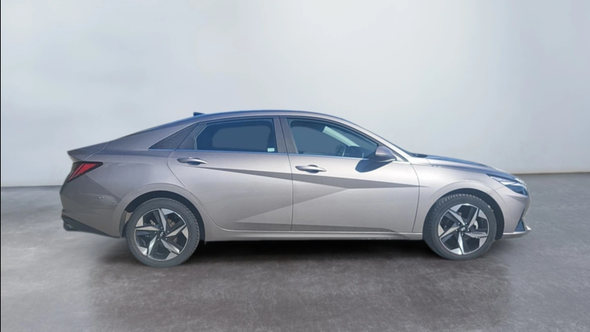 HYUNDAI Elantra Elantra 1.6 Smart CVT
